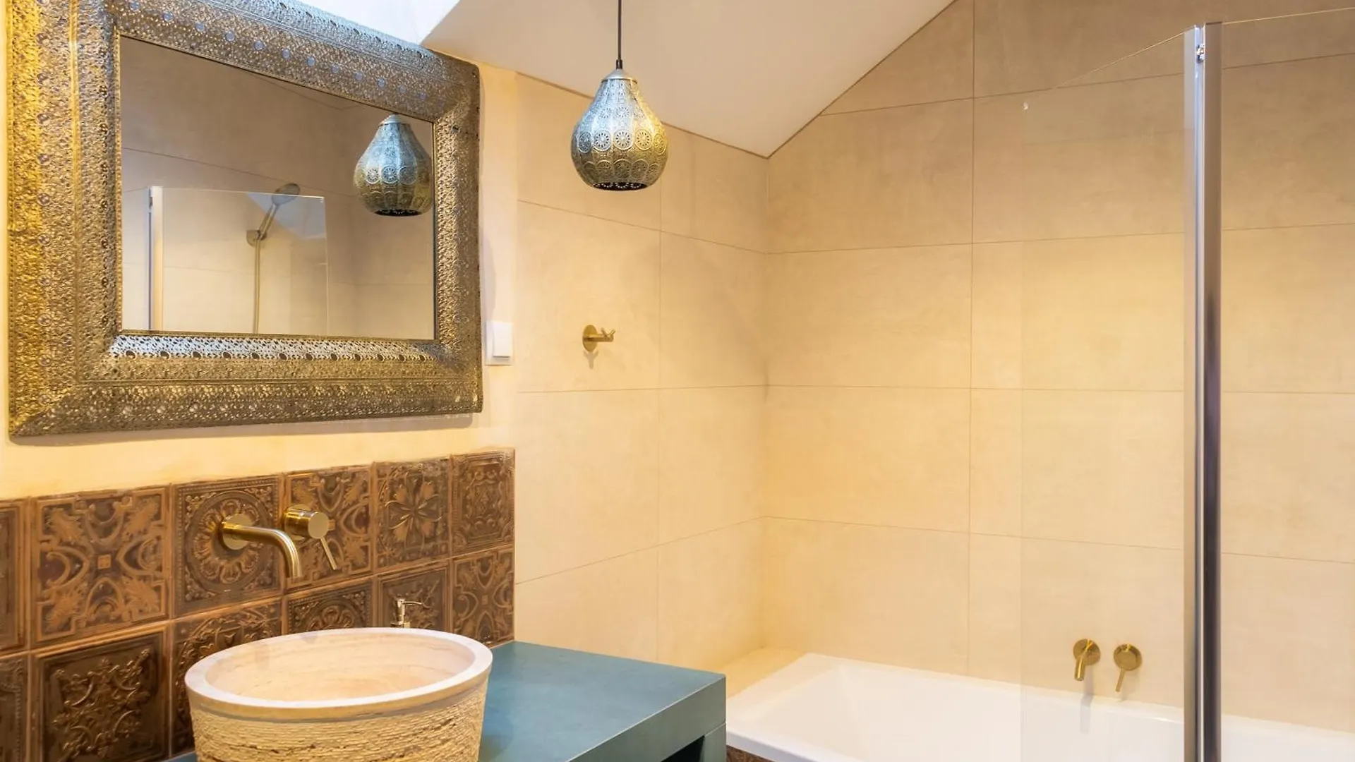 Blisshouse Luxurious Guesthouse Calm And Energetic Spot Near By City Surrounded By The Forest Where You Will Find Your Peace And Your People Krakow 0*,  Poland