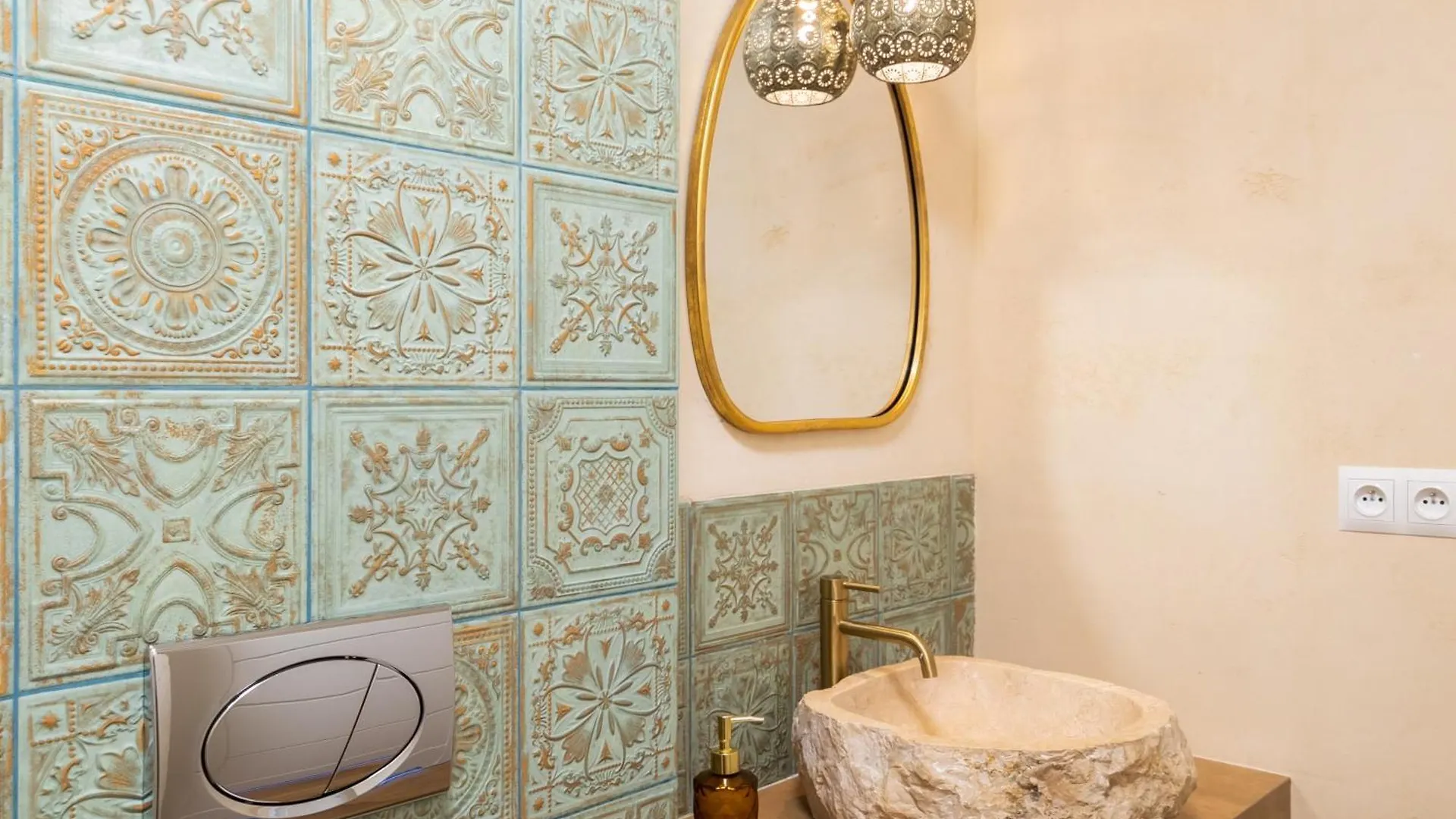 Blisshouse Luxurious Guesthouse Calm And Energetic Spot Near By City Surrounded By The Forest Where You Will Find Your Peace And Your People Krakow Guest house