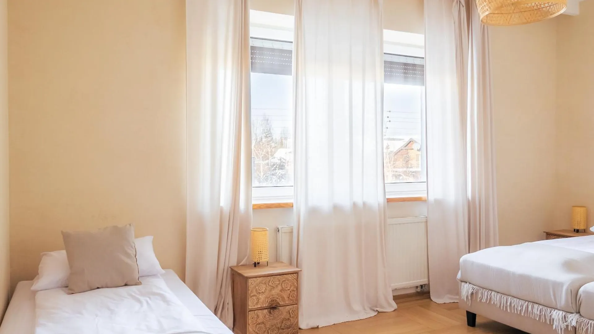 בית הארחה קרקוב Blisshouse Luxurious Guesthouse Calm And Energetic Spot Near By City Surrounded By The Forest Where You Will Find Your Peace And Your People