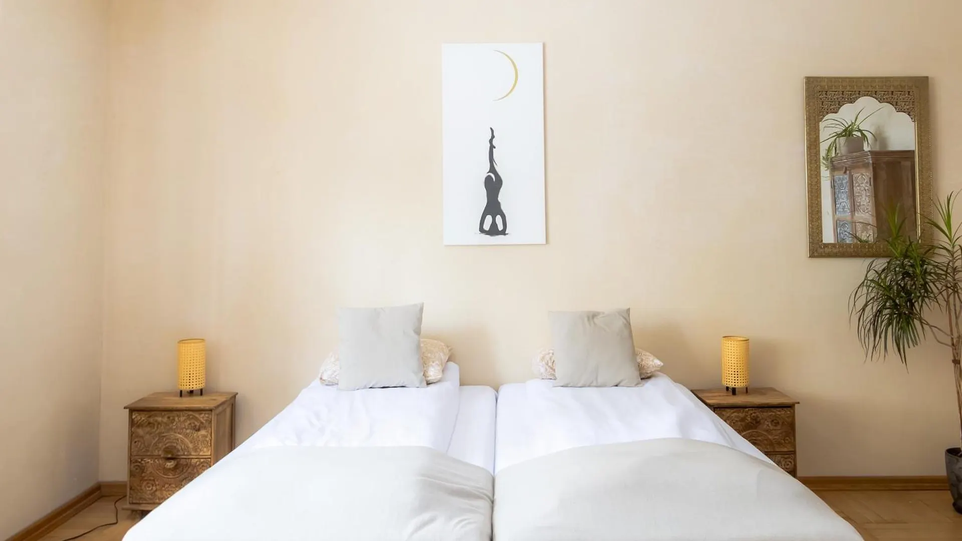 Blisshouse Luxurious Guesthouse Calm And Energetic Spot Near By City Surrounded By The Forest Where You Will Find Your Peace And Your People Krakow Poland
