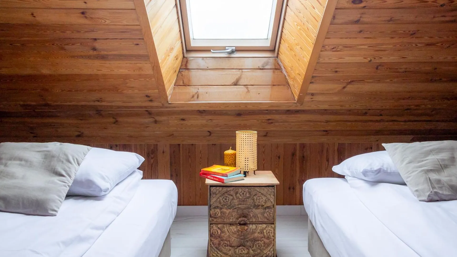 בית הארחה קרקוב Blisshouse Luxurious Guesthouse Calm And Energetic Spot Near By City Surrounded By The Forest Where You Will Find Your Peace And Your People